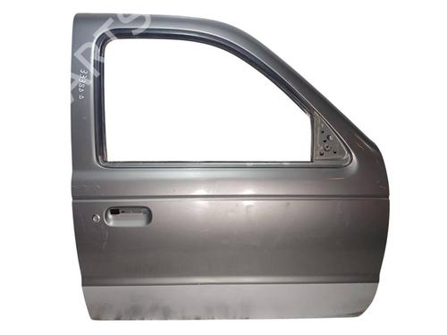 Used Right front door Right front door 39102560 39102560