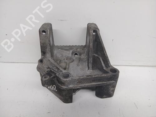 Used Engine mount Engine mount RENAULT MASTER II Van (FD) 2.5 dCi (FD01, FD02, FD21, FD22, FD31, FD32, FD3Y, FD71,... (120 hp) 32737427 32737427