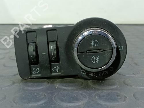 Used Headlight switch OPEL ASTRA J (P10) [2009-2016]  32219876