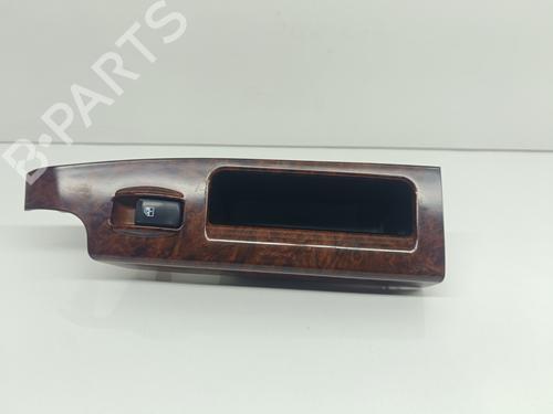 Used Right rear window switch KIA SORENTO I (JC) 2.5 CRDi 4WD (140 hp) 21385876