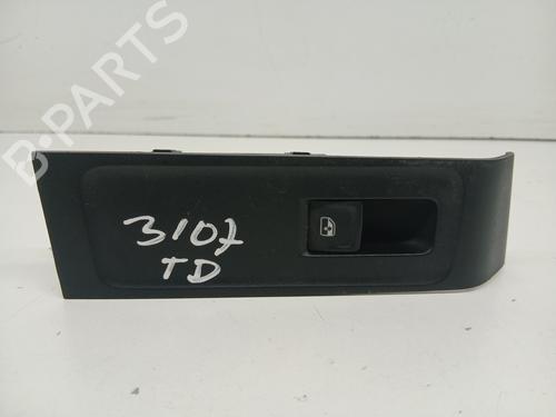Comutador vidro trás direito Comutador vidro trás direito SKODA FABIA III (NJ3) 1.4 TDI (90 hp) 33942452 33942452