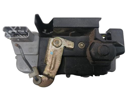 Højre bagtil lås CITROËN XSARA PICASSO (N68) 1.6 HDi (109 hp) 32141539