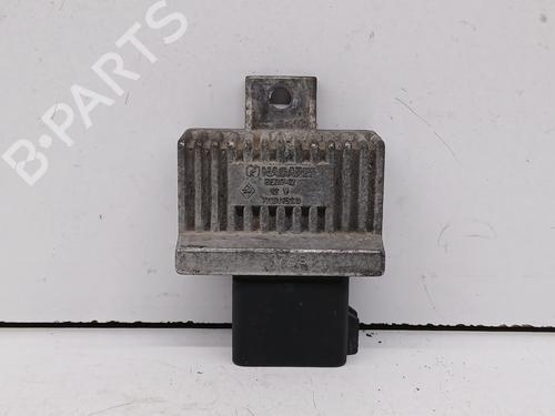 Used Electronic module RENAULT CLIO III (BR0/1, CR0/1) [2005-2014]  28301655