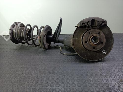 Fusée avant droite AUDI 100 C4 Saloon (4A2) 2.6 quattro (150 hp) 32074405