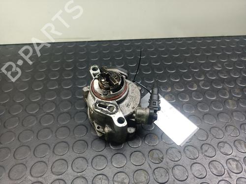 Used Vacuum pump CITROËN XSARA (N1) 1.9 TD (90 hp) 20837436