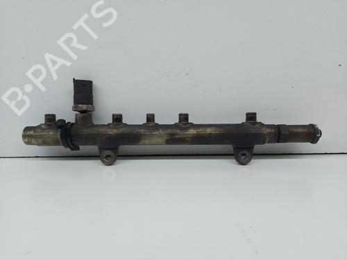 Used Injection rail RENAULT LAGUNA II (BG0/1_) 1.9 dCi (107 hp) 20834217