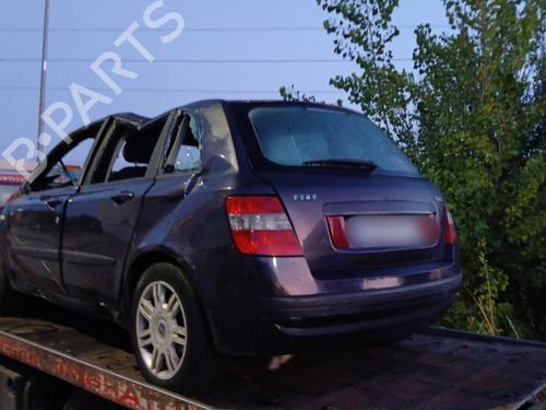 Sikringsdose FIAT STILO (192_) 1.9 JTD (192_XF1A) | BP27859655E1 