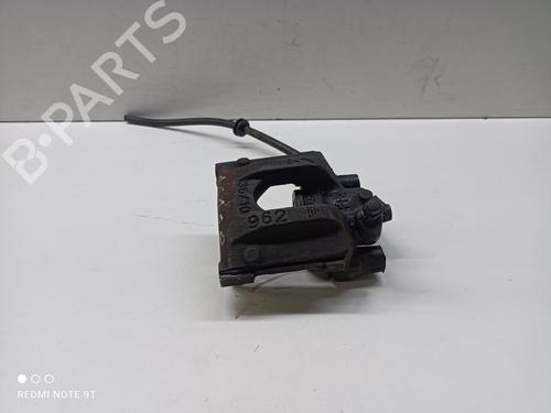 Used Right front brake caliper ROVER 75 (RJ) 2.0 CDTi (131 hp) 26602878