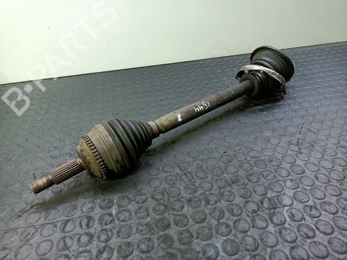 Arbre de transmission avant gauche RENAULT MEGANE Scenic (JA0/1_) 1.9 D (JA0J) (64 hp) 32036685