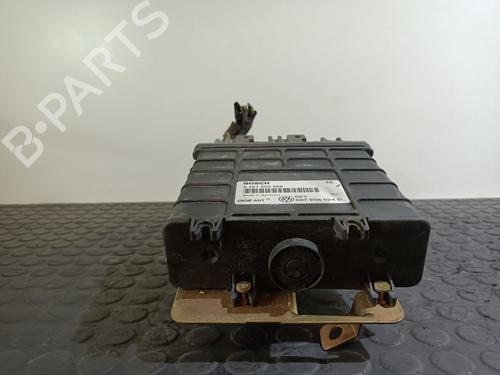 Used Engine control unit (ECU) VW GOLF III (1H1) 2.0 (115 hp) 20838784