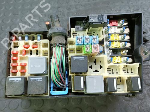 Used Fuse box FORD FOCUS II (DA_, HCP, DP) [2004-2013]  20830834