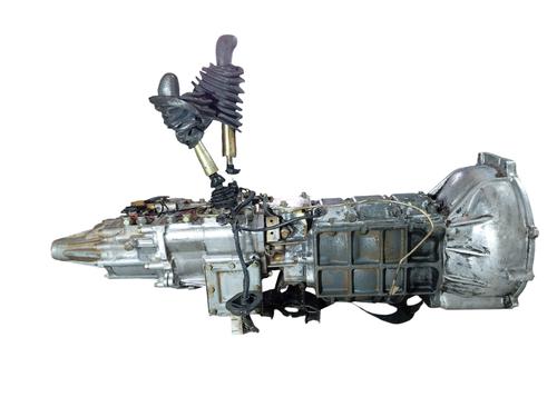 Caja de cambios MITSUBISHI PAJERO I (L04_G, L14_G) [1982-1991]  32406142