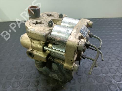 Used ABS pump NISSAN PRIMERA Traveller (W10) [1990-1998]  20840817