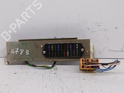 Used Fuse box LAND ROVER DEFENDER Station Wagon (L316) [1990-2016]  28180225