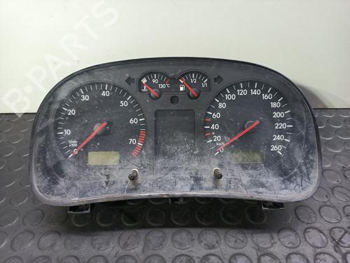 Instrument cluster VW GOLF IV (1J1)  | BP20831364C47 