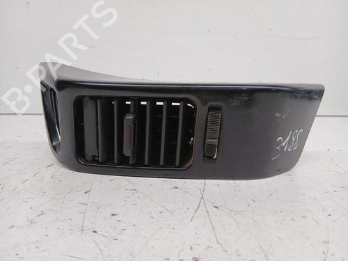 Grille d'aération MITSUBISHI PAJERO III (V7_W, V6_W) 3.2 Di-D (V68W) (160 hp) 31817091