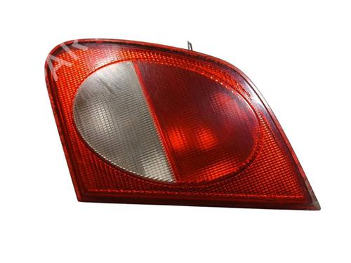 Used Rear center light Rear center light 39064390 39064390