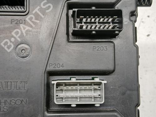 Fuse box RENAULT MASTER III Van (FV) | BP30551657E1