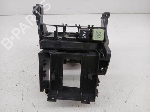 Fuse box AUDI Q3 (8UB, 8UG)  | BP26138437E1 