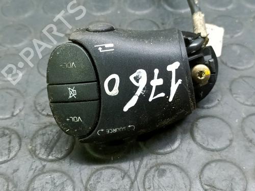 switch-renault-megane-i-ba01_-1995-1996-1997-1998-1999-2000-2001-2002-2003-2004-32219872 main image