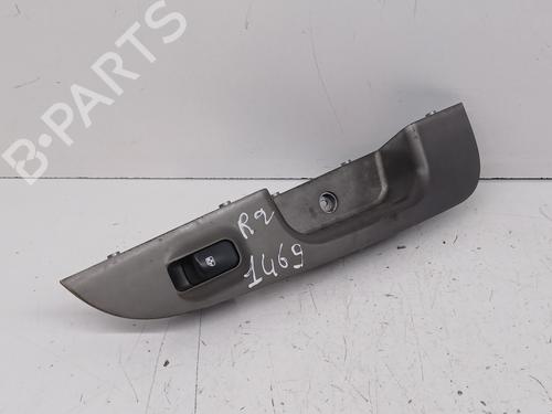 Used Right rear window switch KIA CARENS III MPV (UN) 2.0 CRDi 140 (140 hp) 33113629