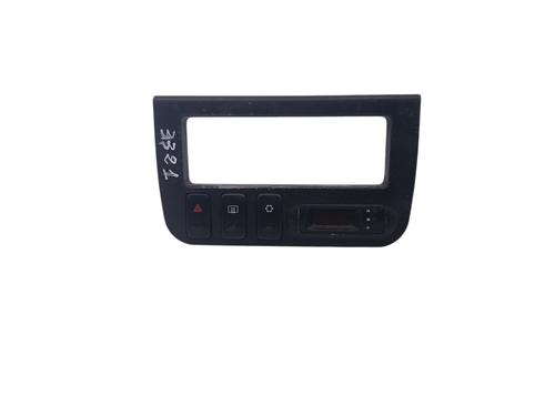 Midtkonsoll MITSUBISHI GALLOPER (JK-01) 2.5 TD intercooler (99 hp) 32658490