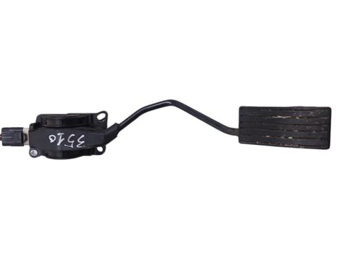 pedal-peugeot-407-6d_-2004-2005-2006-2007-2008-2009-2010-2011-34521669 main image