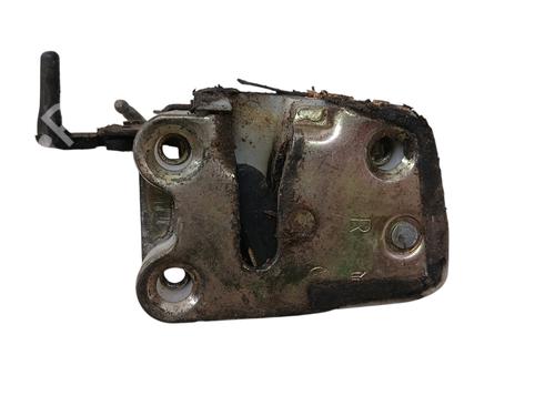 Højre bagtil lås Højre bagtil lås OPEL FRONTERA A (U92) 2.5 TDS (115 hp) 34168693 34168693