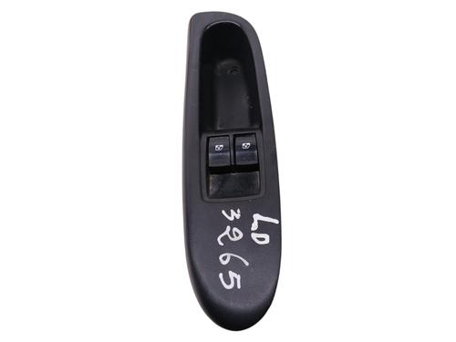Used Left front window switch Left front window switch RENAULT CLIO II (BB_, CB_) [1998-2016] 32679872 32679872