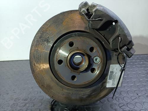 Fusée avant gauche MG MG ZT 2.0 CDTi (131 hp) 32097478