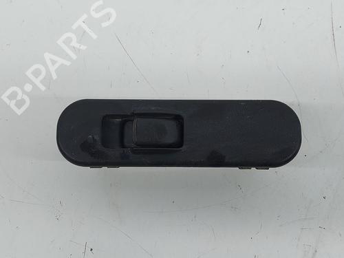 Used Right front window switch MITSUBISHI L200 (K7_T, K6_T, K5_T) 2.5 TD 4WD (K74T) (99 hp) 29699084