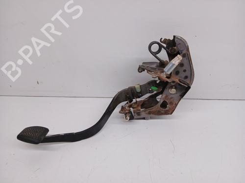 Clutch pedal TOYOTA HILUX VIII Pickup (_N1_)  | BP29728208I13 