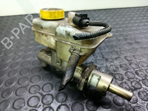 Used Brake master cylinder SKODA FABIA I (6Y2) [1999-2008]  32097516