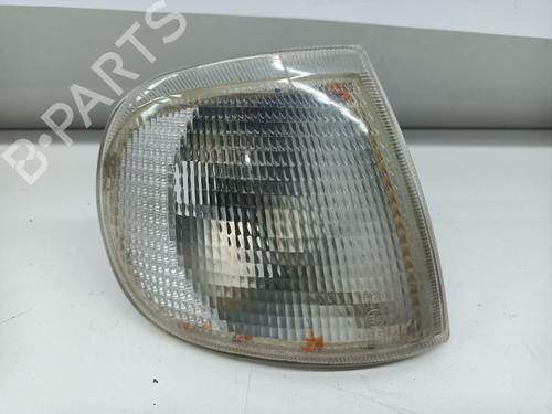 Used Right front indicator SKODA FELICIA I (6U1) 1.3 (54 hp) 23043718