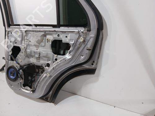 Right rear door KIA SORENTO I (JC) 2.5 CRDi 4WD | BP28112059C5 