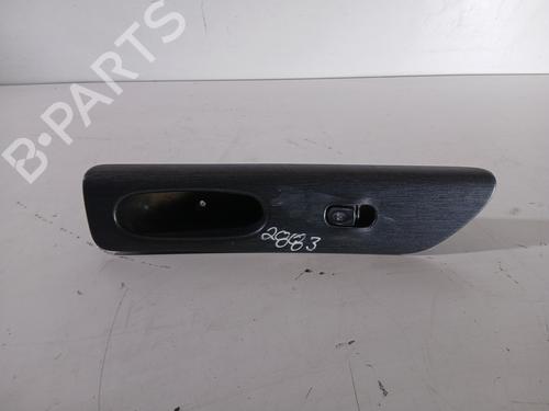 Used Right front window switch Right front window switch RENAULT LAGUNA I (B56_, 556_) 1.9 dCi (B56W) (107 hp) 32999948 32999948