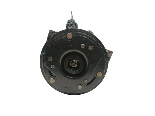 Used AC compressor AC compressor RENAULT MASTER II Van (FD) 2.5 dCi (FD01, FD02, FD21, FD22, FD31, FD32, FD3Y, FD71,... (120 hp) 34135797 34135797