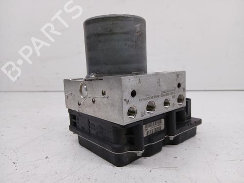 Used ABS pump BMW X3 (E83) xDrive 25 i (218 hp) 28530644