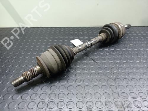 Used Left front driveshaft OPEL ZAFIRA TOURER C (P12) [2011-2026]  32283023