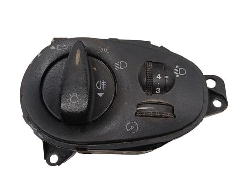 Comutador luzes FORD FOCUS I (DAW, DBW) 1.6 16V (100 hp) 32374872
