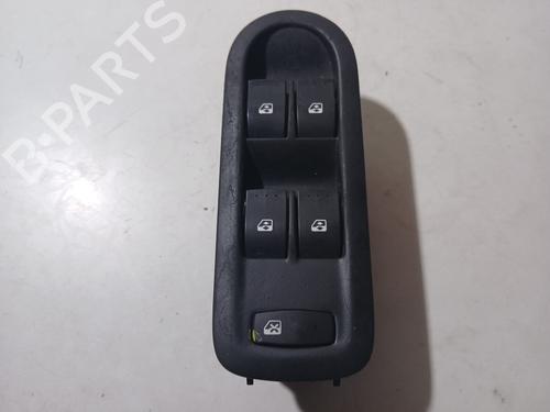 Used Left front window switch RENAULT MEGANE II (BM0/1_, CM0/1_) 2.0 16V (BM0U, CM0U) (135 hp) 21768354