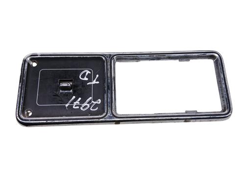Used Left rear window switch Left rear window switch JEEP CHEROKEE (XJ) 4.0 i (185 hp) 33852856 33852856