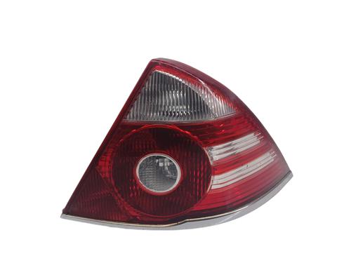 right-taillight-ford-mondeo-iii-b5y-2000-2001-2002-2003-2004-2005-2006-2007-32010749 main image