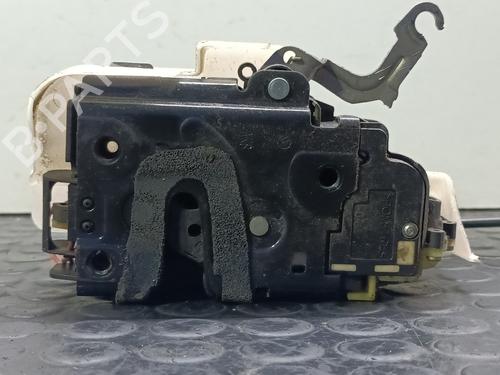 Front left lock VW POLO (9N_, 9A_) 1.4 16V | BP20823267C98 