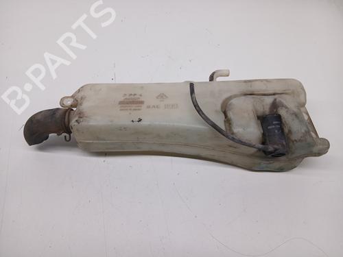 Sprinklertank Sprinklertank MITSUBISHI PAJERO II (V3_W, V2_W, V4_W, V5_W) 3.0 V6 24V (V43W, V23W) (177 hp) 33540271 33540271