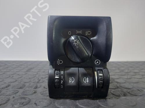 Used Headlight switch OPEL VECTRA B (J96) 1.8 i 16V (F19) (115 hp) 20815447