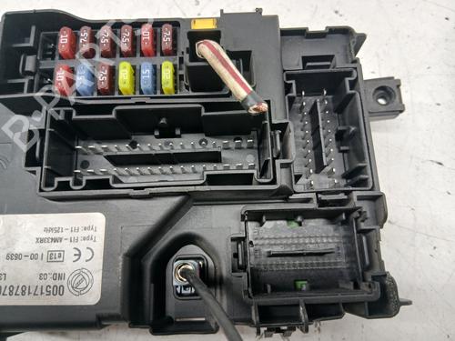 Fuse box FIAT GRANDE PUNTO (199_) 1.3 D Multijet (199.AXD11, 199.AXD1A, 199.AXD1B,... | BP27994047E1 