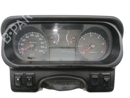 Used Instrument cluster MITSUBISHI GALLOPER (JK-01) 2.5 TD intercooler (99 hp) 31841540