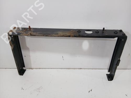 Traversa paraurti anteriore LAND ROVER DEFENDER Station Wagon (L316) [1990-2016]  28004979