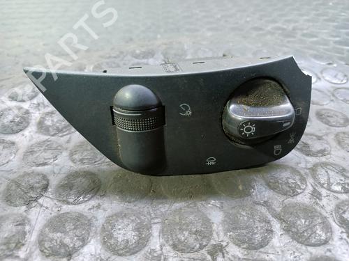 Used Headlight switch SEAT IBIZA II (6K1) 1.9 D (64 hp) 20817017